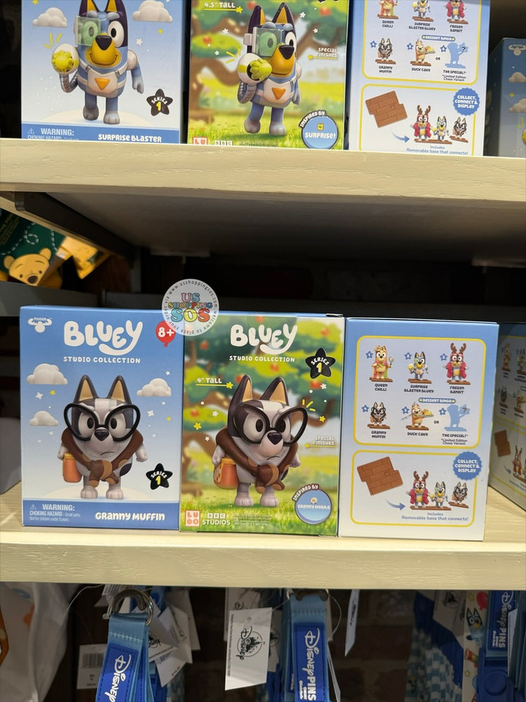 DLR/WDW - Bluey 2026 - Series 1 Figurine #4 Granny Muffin