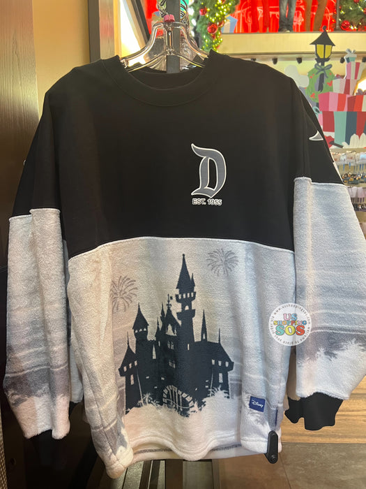 DLR Spirit Jersey Disneyland Castle Sherpa Black Jersey Mix