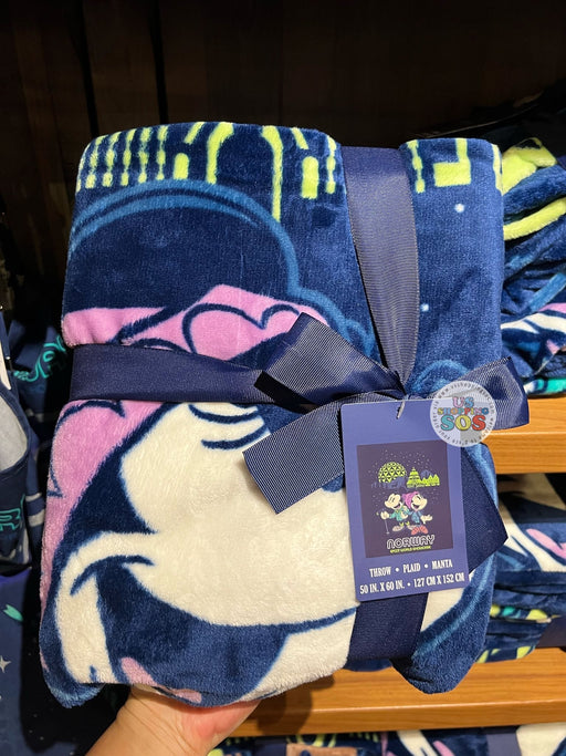 WDW - Epcot World Showcase Norway 🇳🇴 - Mickey and Minnie Aurora Time 2025 - 50” x 60” Blanket