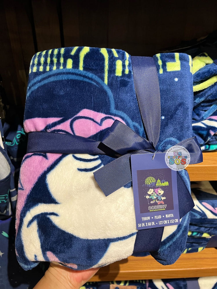 WDW - Epcot World Showcase Norway 🇳🇴 - Mickey and Minnie Aurora Time 2025 - 50” x 60” Blanket