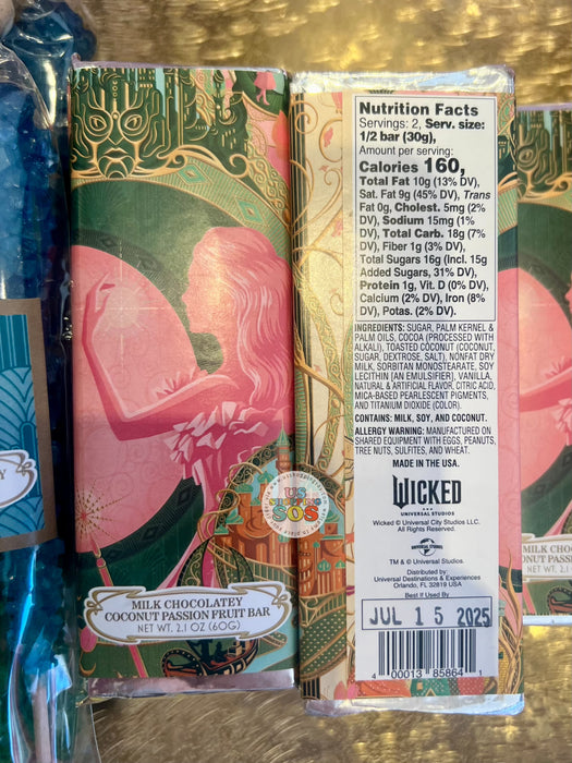 Universal Studios - Wicked - Milk Chocolatey Coconut Passion Fruit Bar