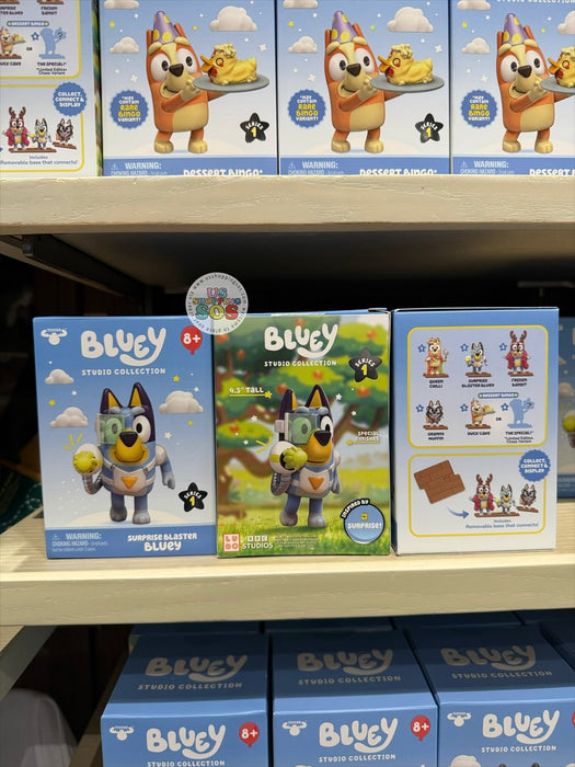 DLR/WDW - Bluey 2026 - Series 1 Figurine #2 Surprise Blaster Bluey