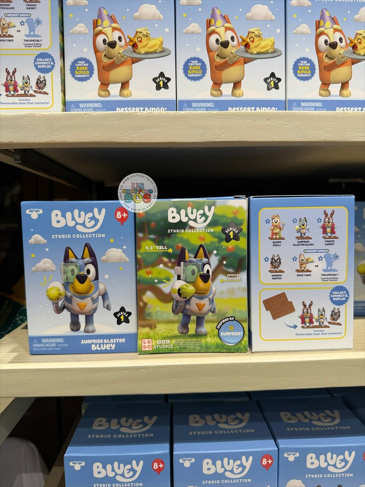 DLR/WDW - Bluey 2026 - Series 1 Figurine #2 Surprise Blaster Bluey