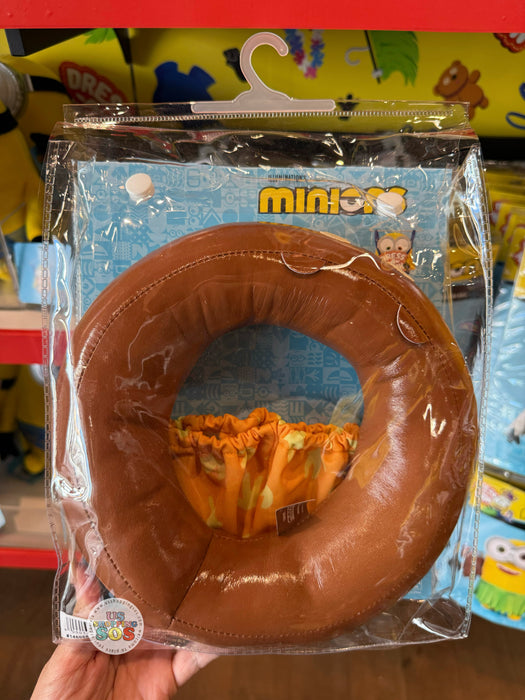 Universal Studios - Despicable Me Minions - Dress-A-Minion Vacation Bob Costume