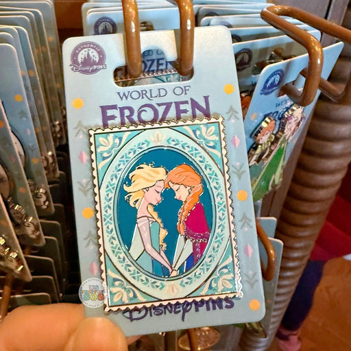 DLP - 2026 World of Frozen x Pin of Elsa & Anna Touching Head