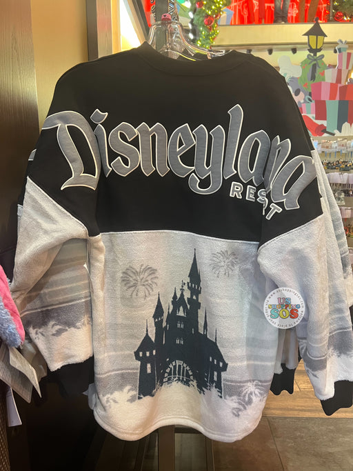DLR - Spirit Jersey “Disneyland” Castle Sherpa Black Jersey Mix Pullover