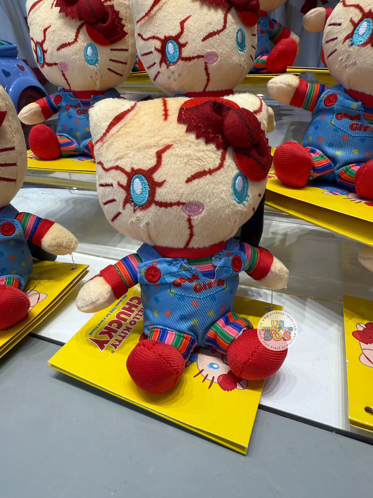 Hello Kitty Chucky ぬいぐるみ3体セット New Hello Kitty Chucky Plush & Pillow at Universal Orlando Resort