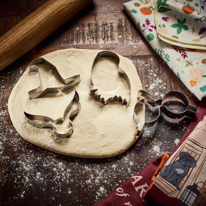 Harry Potter Japan Shop – 2026 Hagrid's Hut Collection Collection x Cookie Mold Set