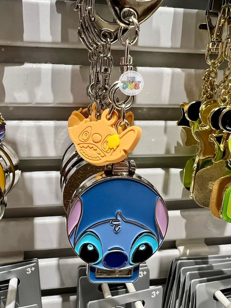 DLR/WDW - Stitch Waffle Maker Keychain 2026