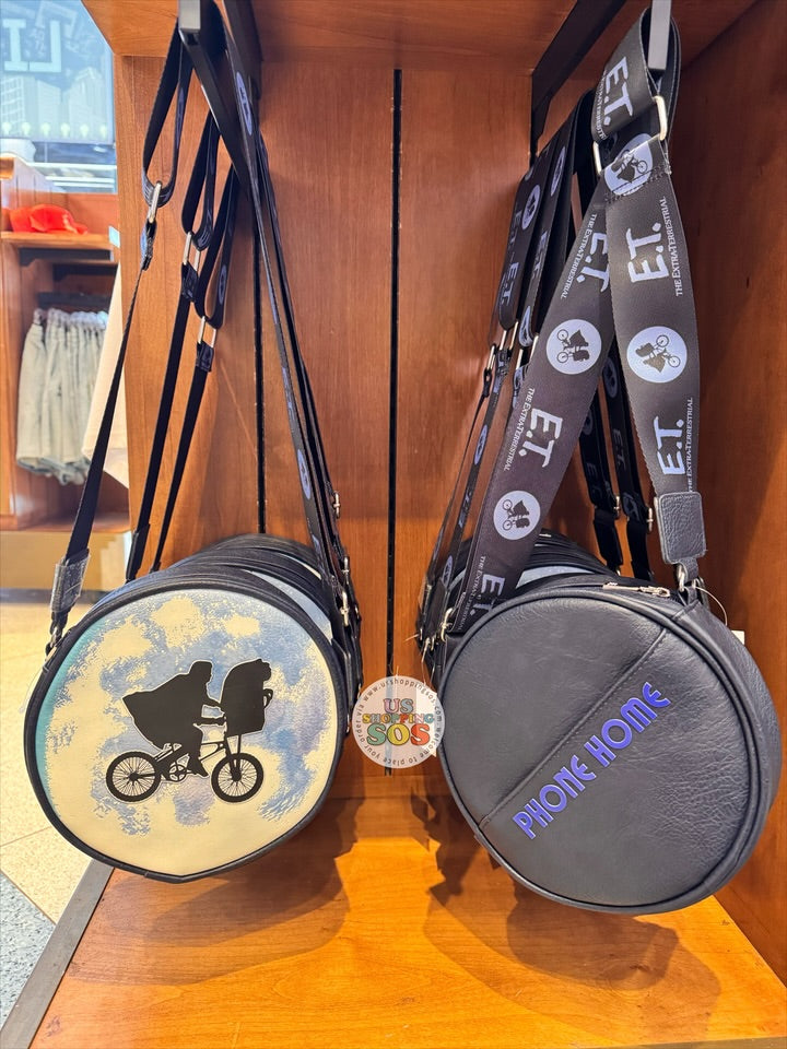 Universal Studios - E.T. the Extra Terrestrial - Moon Crossbody Bag