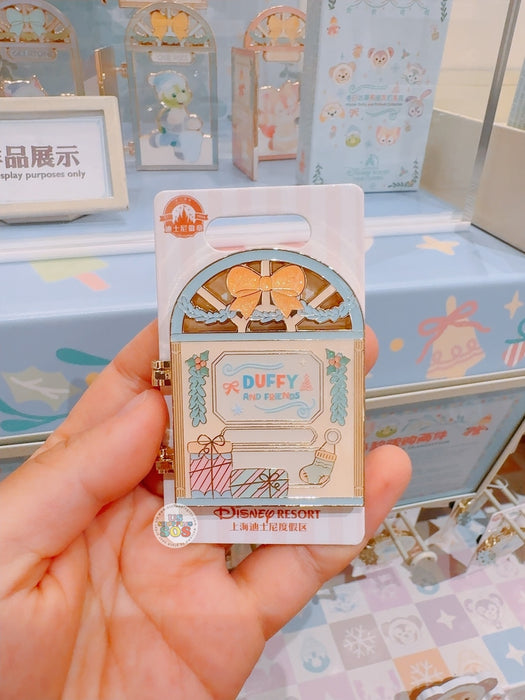 SHDL - 2025 Duffy & Friends Ice & Snow Partner Collection x LineBell & ShellieMay ‘Flip Open’ Pin Badge