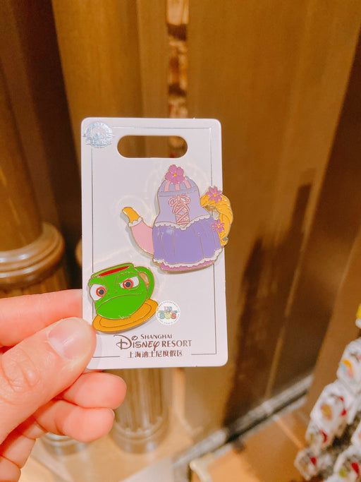 SHDL - Teapot and Saucer Shaped Pin Badge Set x Rapunzel & Pascal