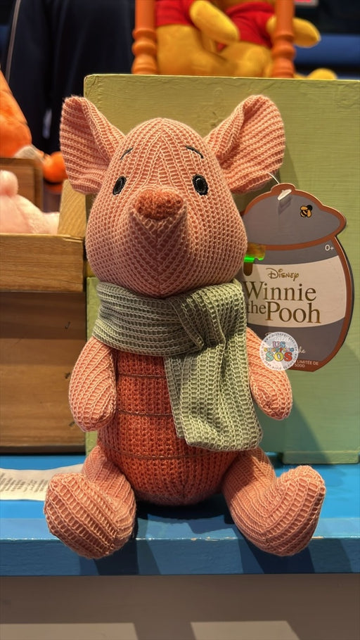 DLR/WDW - Winnie the Pooh - Piglet Limited Plush Toy