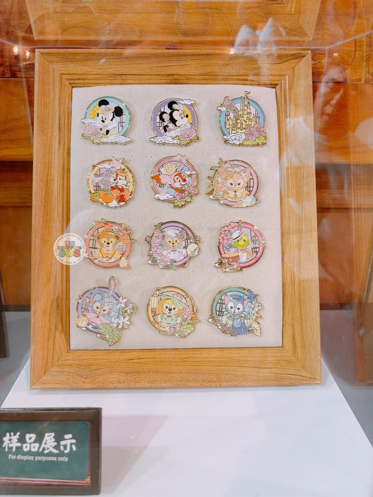 SHDL - 2025 Mickey, Duffy & Friends ‘Floral Dream’ Collection x Mystery Pin Blind Box (Single Box)