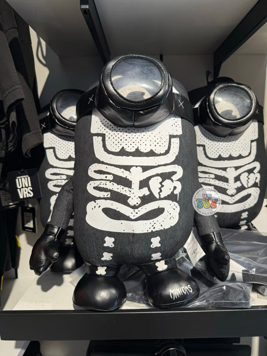 Universal Studios - UNIVRS Skeleton Minions Plush Toy with Drawstring Bag