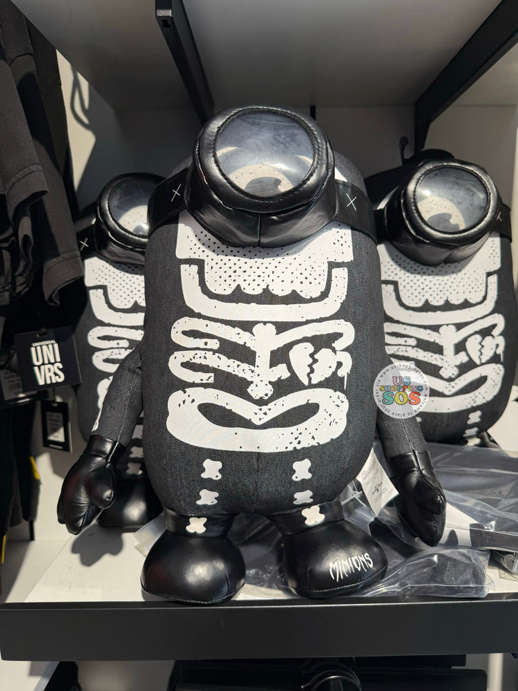 Universal Studios - UNIVRS Skeleton Minions Plush Toy with Drawstring Bag
