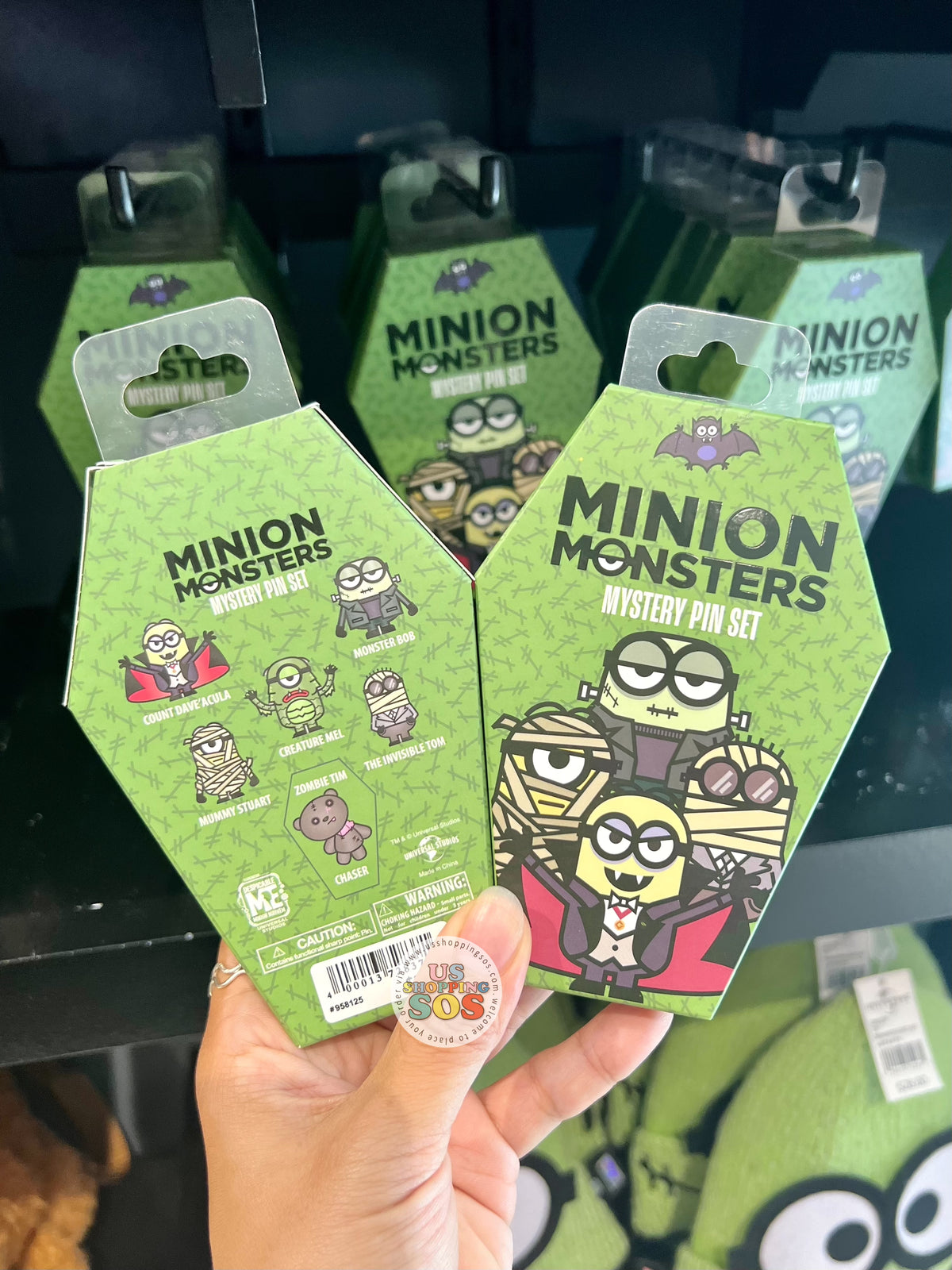 Universal Studios Minion Monsters Mystery Pin Box (Random 1 Pin