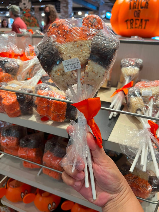 DLR/WDW - Halloween 2026 Mickey Mouse & Family Collection x Pumpkin Spice Frosted Pretzels