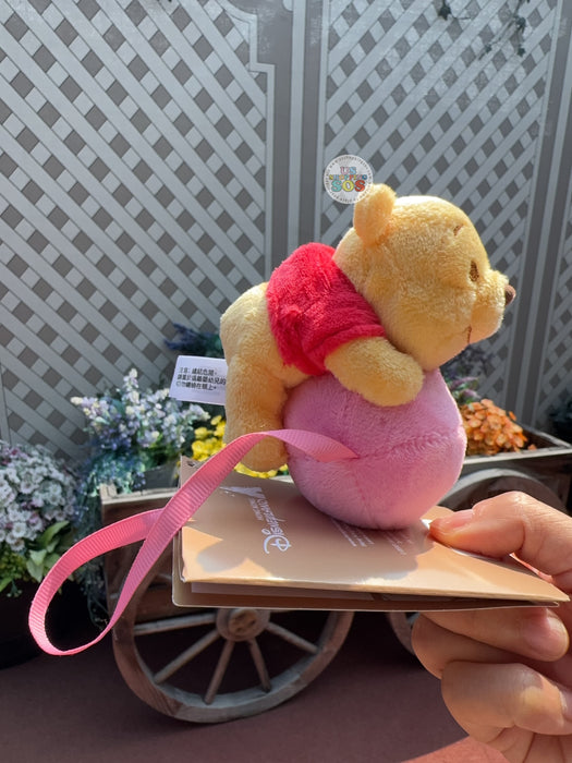 HKDL - 2026 Winnie the Pooh and Family Honey-Filled Adventure Collection x Winnie the Pooh with Balloon Shoulder Plush Toy