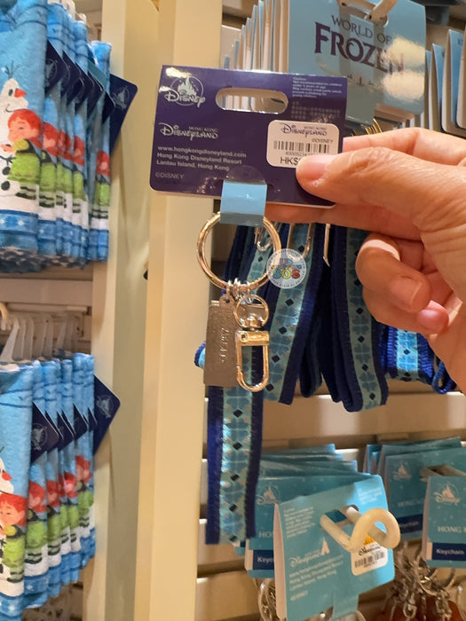HKDL -  2026 World of Frozen Collection x Snowgies Keychain