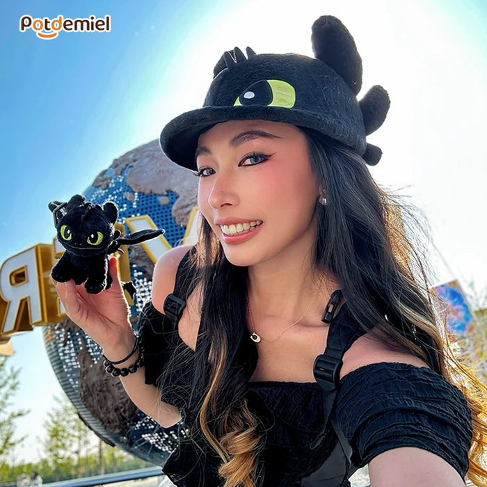 China Exclusive - How to Train Your Dragon x Fluffy Toothless Beret Hat