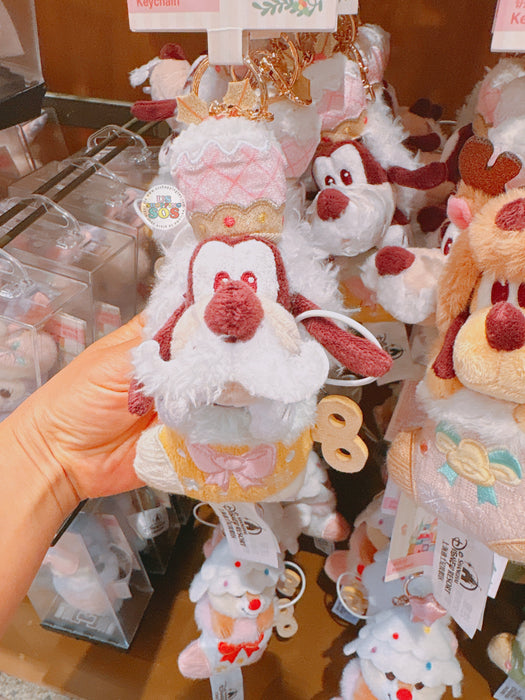 SHDL - 2025 Mickey & Friends Christmas Waltz Dance Collection x Goofy ‘Christmas Stocking’ Plush Keychain