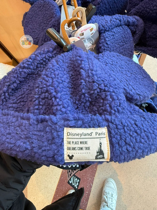 DLP - Paris Disneyland Fleece Beanie Color: Navy