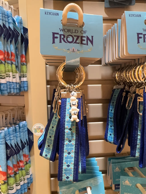 HKDL -  2026 World of Frozen Collection x Snowgies Keychain