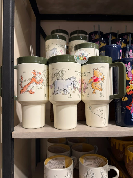 DLR/WDW - Winnie the Pooh & Friends “Good Friends” Plastic Travel Tumbler