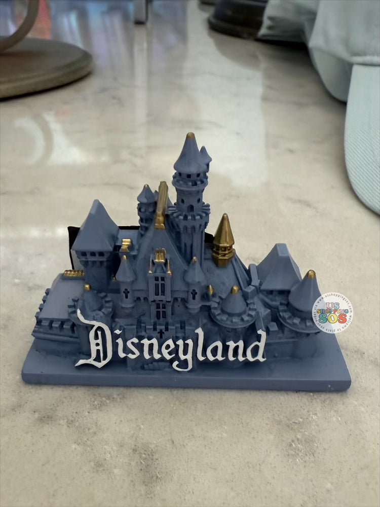 DLR/WDW - Disneyland Sleeping Beauty Castle Magnet
