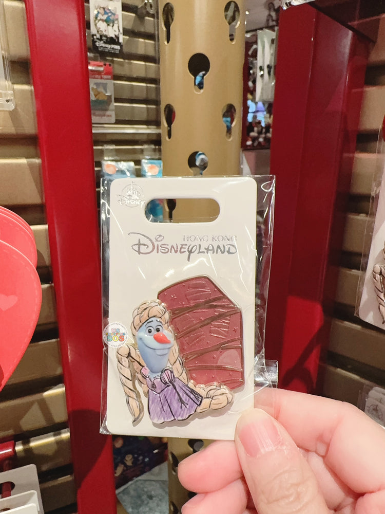 HKDL - Olaf in Rapunzel Costume Pin Badge