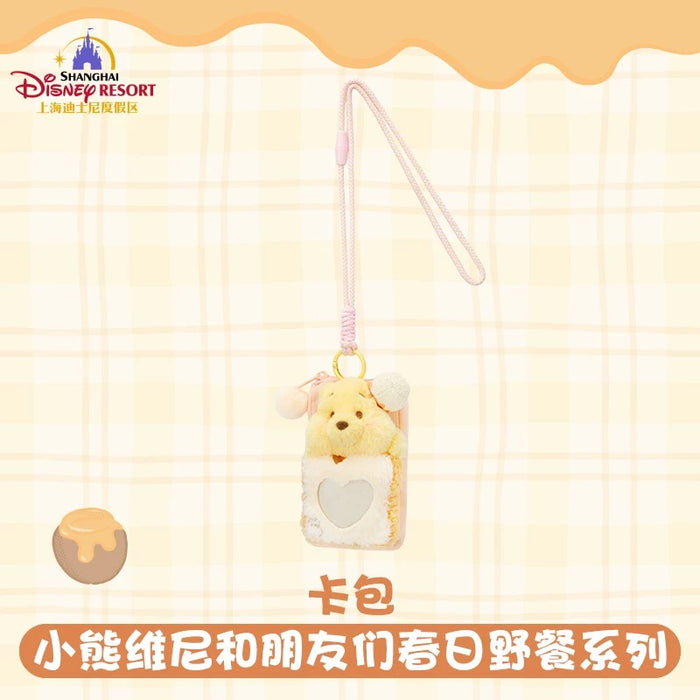 SHDL - 2026 Winnie the Pooh & Friends Spring Picnic Collection x Winnie the Pooh Plushy Passholder