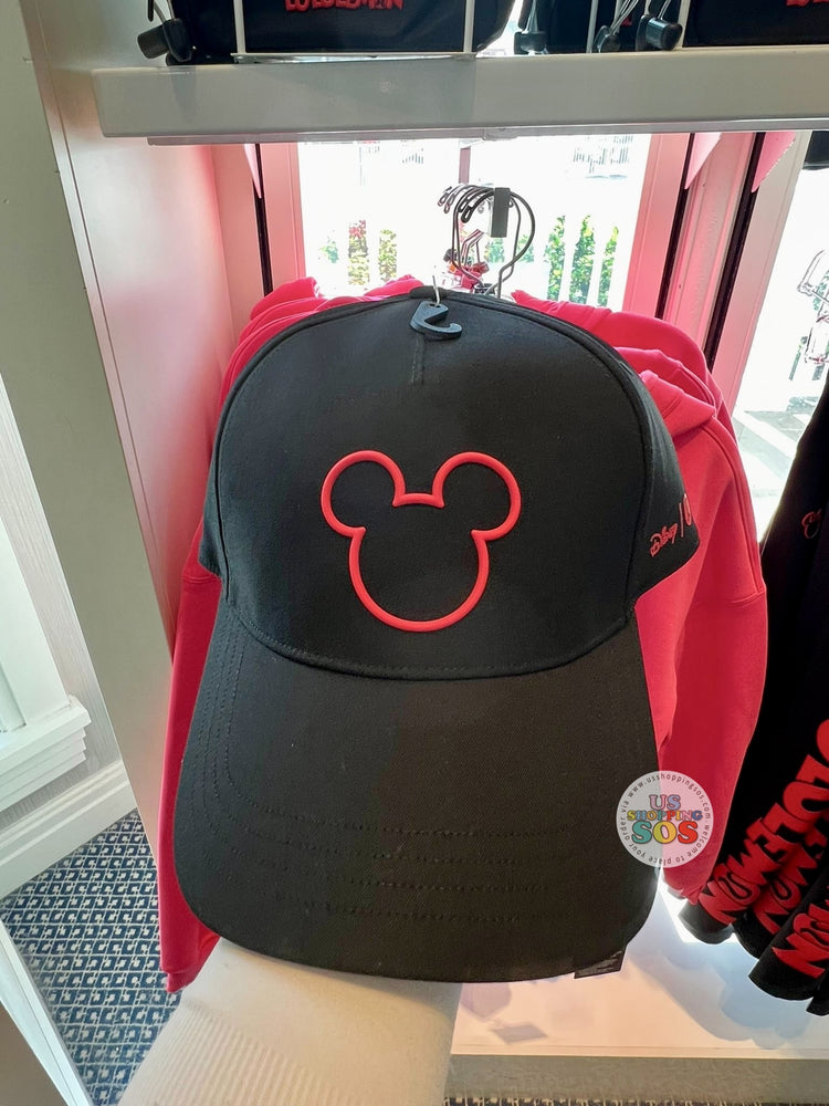 DLR/WDW - Disney x Lululemon Mickey Icon Black Classic Structured Ball Cap