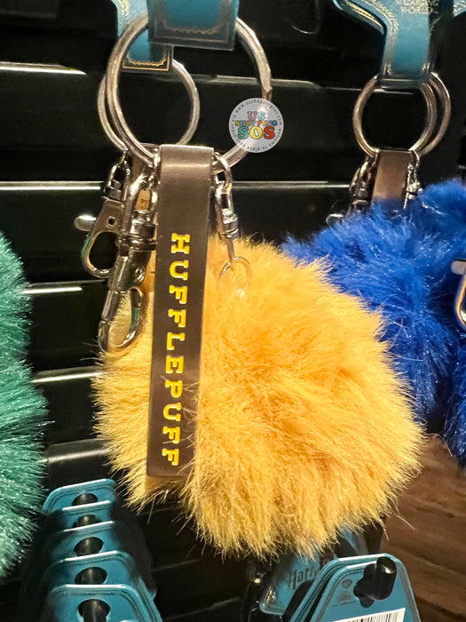 Universal Studios - The Wizarding World of Harry Potter - Hufflepuff Pom Pom Keychain