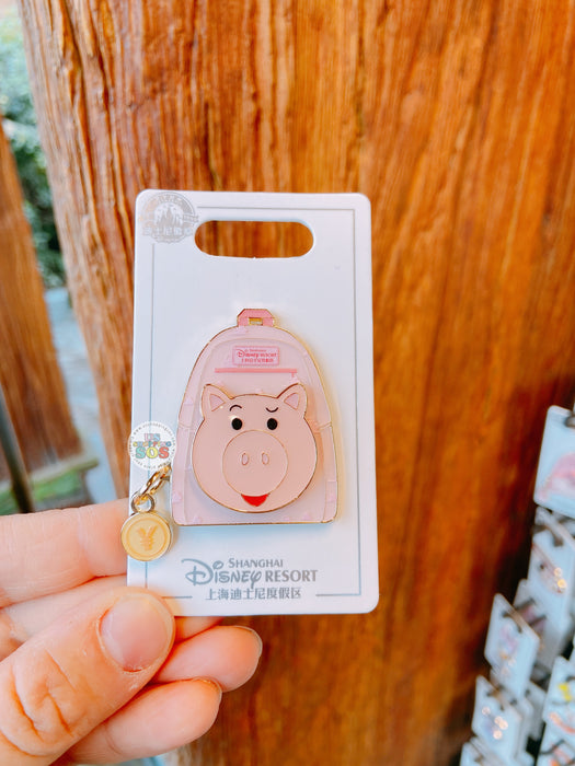 SHDL - Toy Story Hamm "Backpack" Shaped Pin