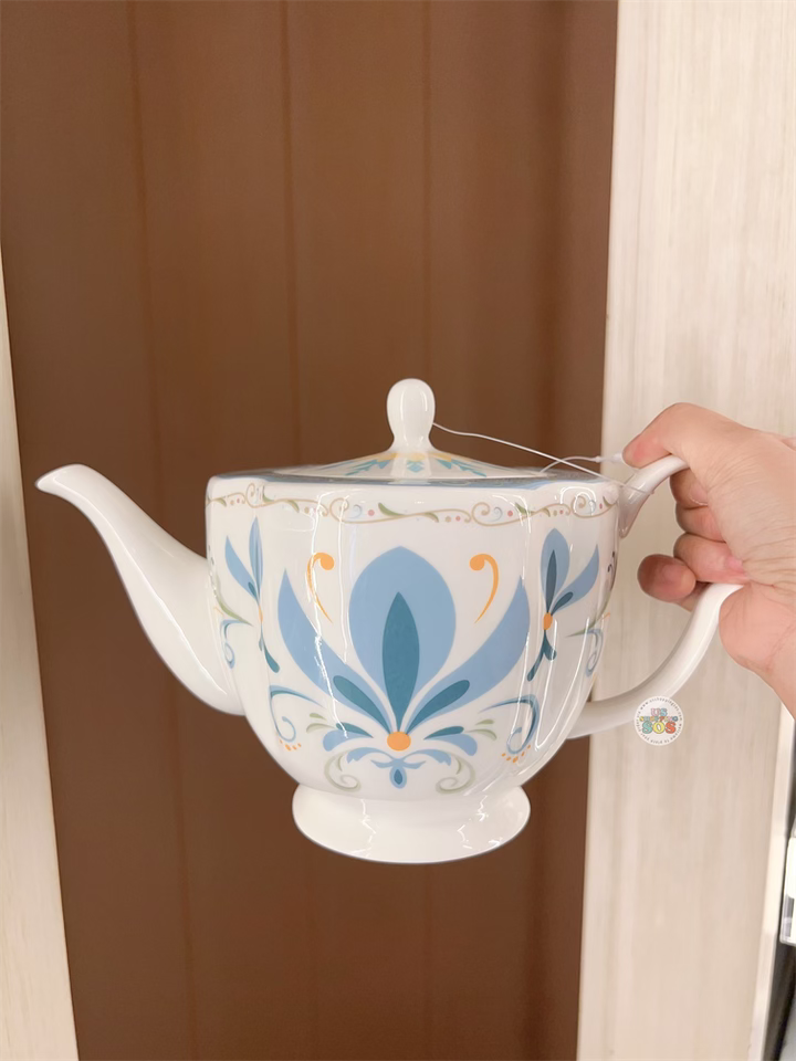 HKDL - World of Frozen - Tea Pot