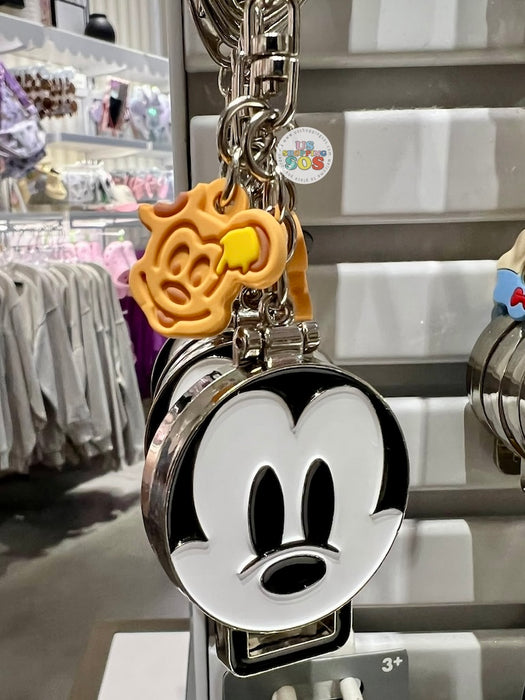 DLR/WDW - Mickey Mouse Waffle Maker Keychain 2026