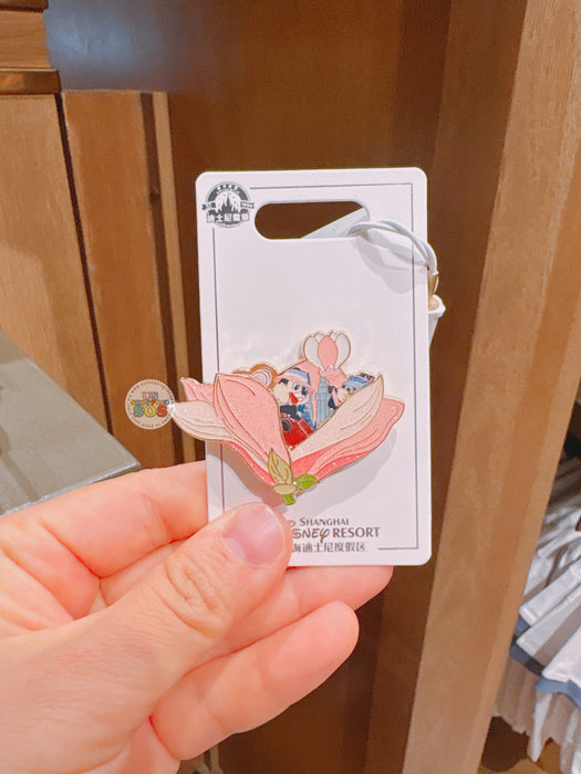SHDL - 2026 Mickey and Friends
Denim City Walk Collection x Chip & Dale ‘Flip Open’ Pin Badge