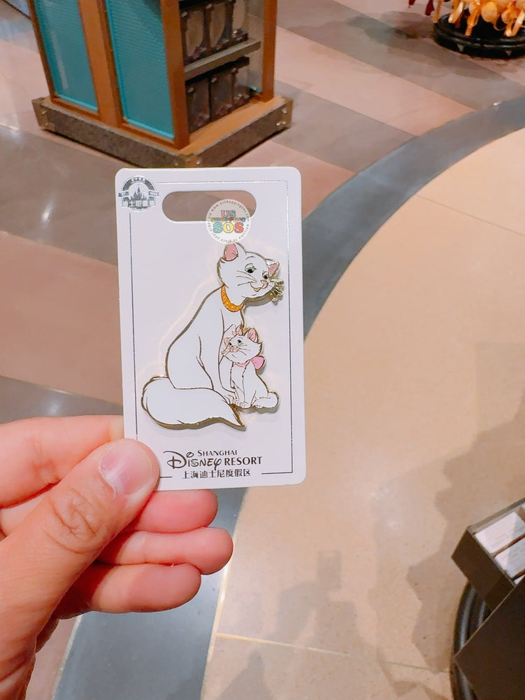 SHDL - Disney Mothers Pin x The Aristocats Duchess & Marie