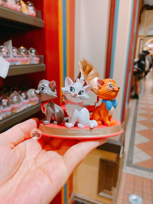 SHDL - Bobbin Head Figure - Marie, Toulouse and Berlioz