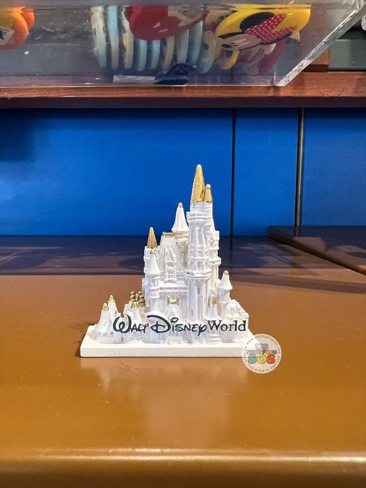 DLR/WDW - Walt Disney World Cinderella Castle Magnet