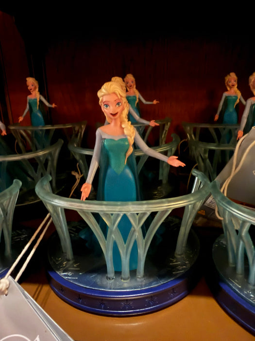 DLP - 2026 World of Frozen x Elsa Figure