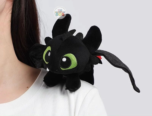 Universal Studio Beijing - How to Train Your Dragon x Big Face Toothless Shoulder Plush Toy (Release Date: Aug 17, 2025)