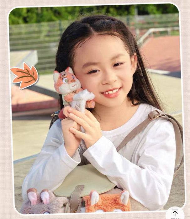 SHDS - 2025 Cute & Moving Fall Collection x Winnie the Pooh Fluffy ‘Hook It’ Plush Keychain (Release Date: Aug 26, 2025)