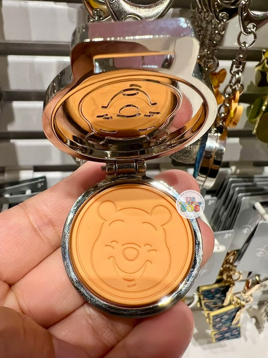 DLR/WDW - Winnie the Pooh Waffle Maker Keychain 2026