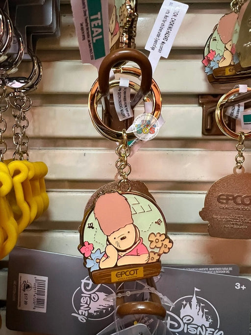 WDW - Epcot World Showcase United Kingdom 🇬🇧 - 2026 Classic Pooh British Guard Keychain