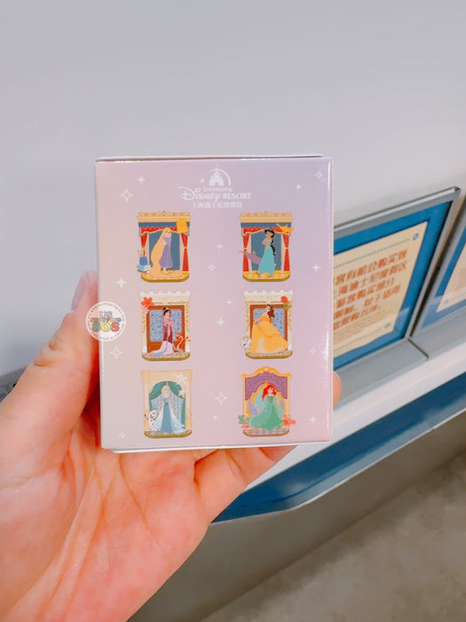SHDL - Pin Trading Fun Day 2025 x Disney Princess Mystery Pins Box