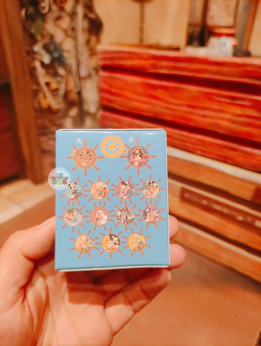 SHDL - Mickey & Friends Pirates Collection x Mickey & Friends Secret Pin Box