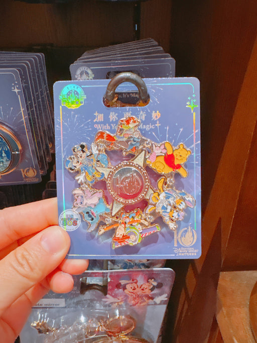 SHDL - 2026 Disney Characters 10th Birthday Celebration Collection x Spinning Pin Badge
