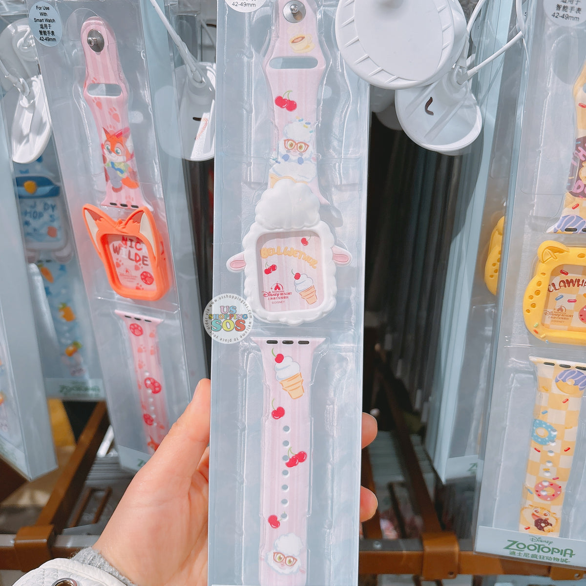 F6A211E0-4BF3-4DA5-BA78-